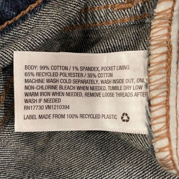 UNIVERSAL Thread Mid Rise Boyfriend Released Hem Frayed Distressed Jeans New wit - Picture 15 of 16